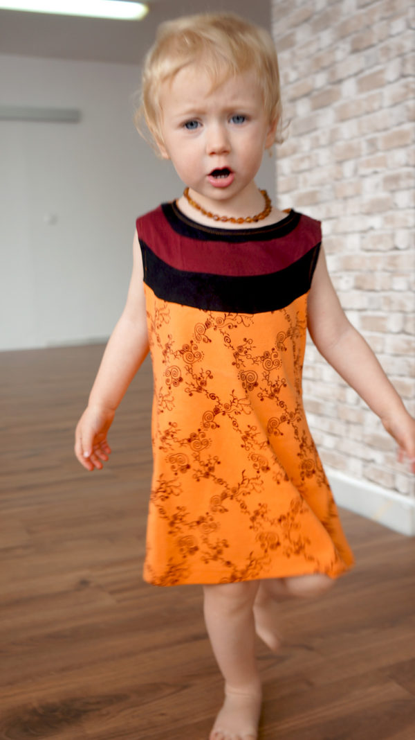 Vestido Naranja con Flores - Imagen 2