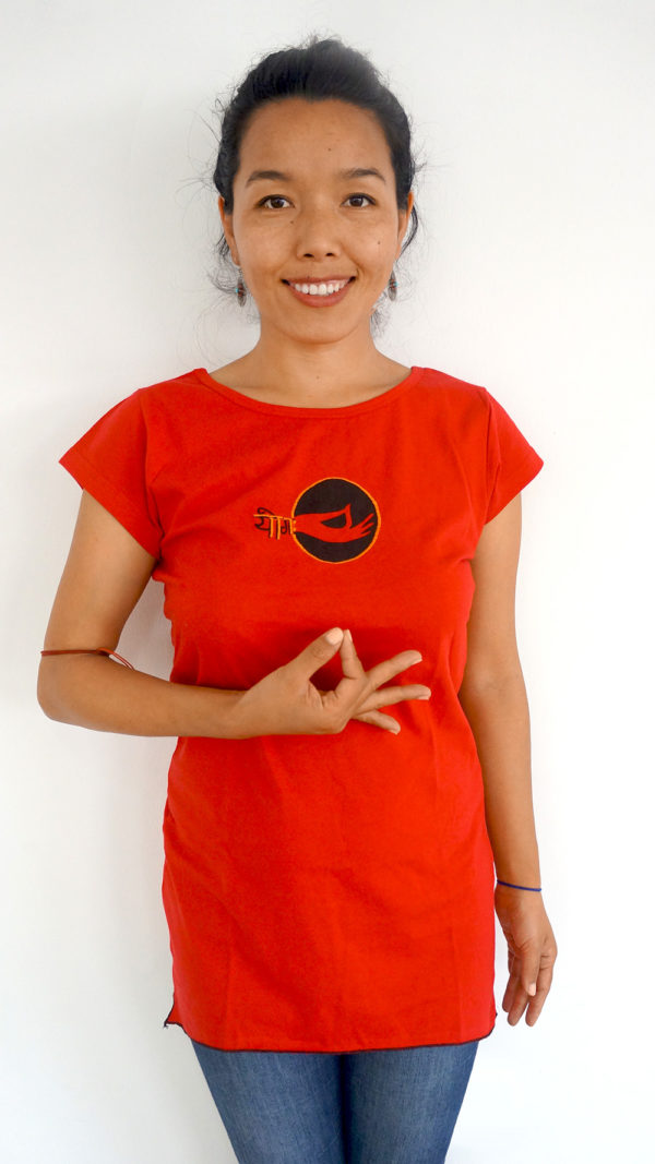 Camiseta Yoga Roja