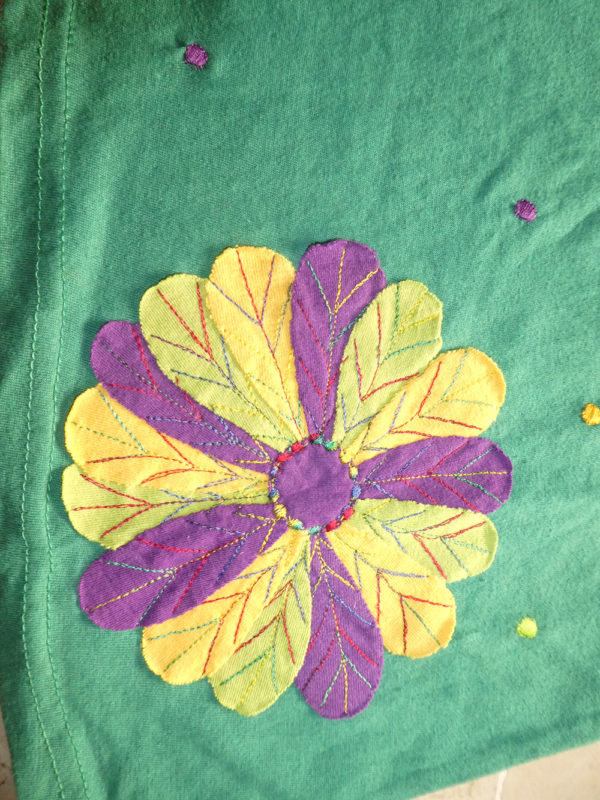 Vestido Verde con Flor - Imagen 4