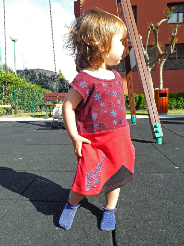 Vestido Rojo Floreado - Imagen 3